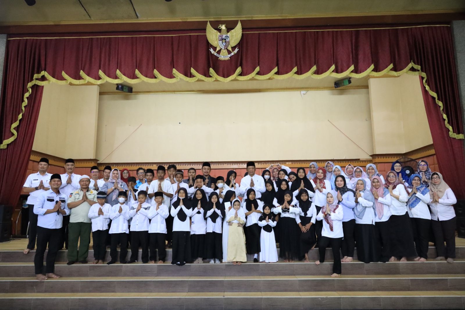 PENGAJIAN DAN SANTUNAN ANAK YATIM DI LINGKUNGAN SETDA KOTA BEKASI